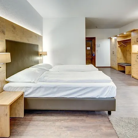 Alpen Ξενοδοχείο 4*